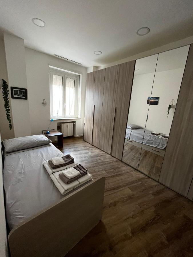 Appartamento Milano Centro Corso Como Milão Exterior foto